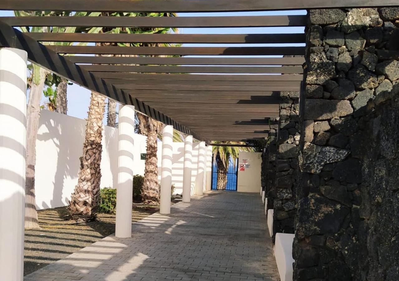 Villa Sun And Sea 1 Front De Mer Playa Rocca Коста-Тегисе Экстерьер фото